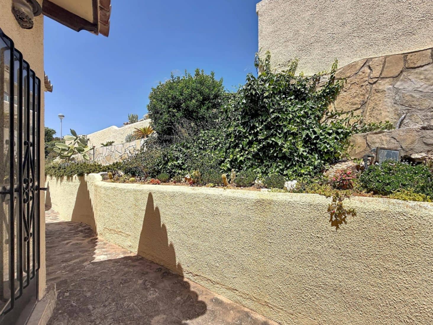 2 chambre Appartement à vendre à Cumbre del Sol avec piscine - 230 000 € (Ref: 9956650)