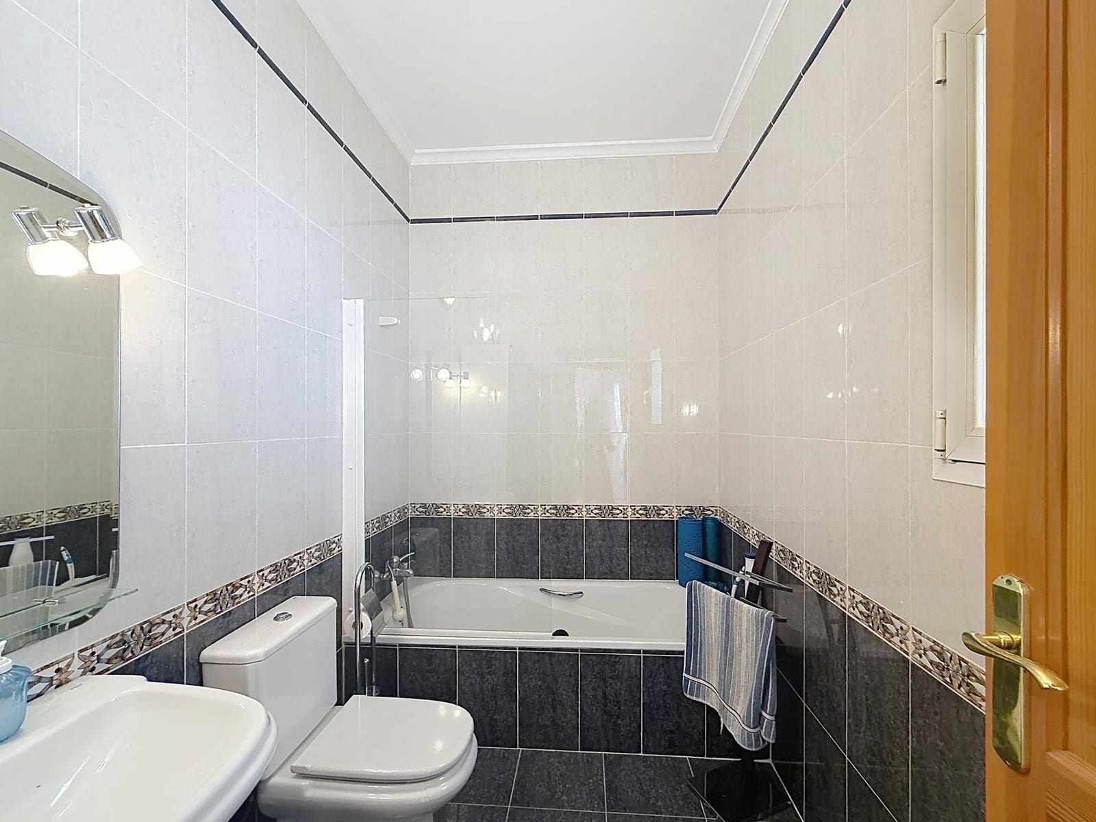5 soverom Villa til salgs i Cumbre del Sol med svømmebasseng garasje - € 1 850 000 (Ref: 9973857)