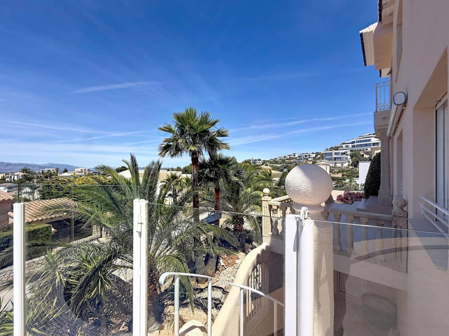 5 soverom Villa til salgs i Cumbre del Sol med svømmebasseng garasje - € 1 850 000 (Ref: 9973857)