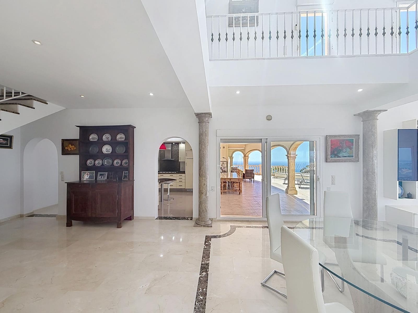 5 soverom Villa til salgs i Cumbre del Sol med svømmebasseng garasje - € 1 850 000 (Ref: 9973857)