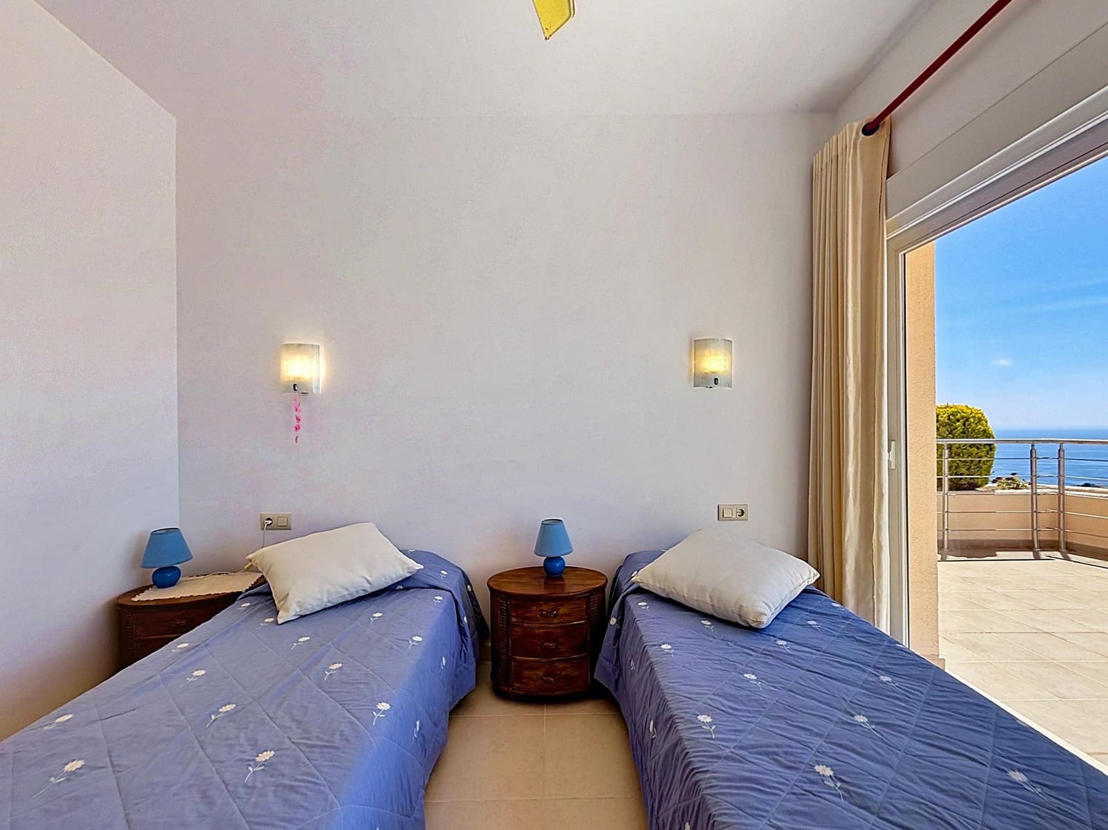 5 soverom Villa til salgs i Cumbre del Sol med svømmebasseng garasje - € 1 850 000 (Ref: 9973857)