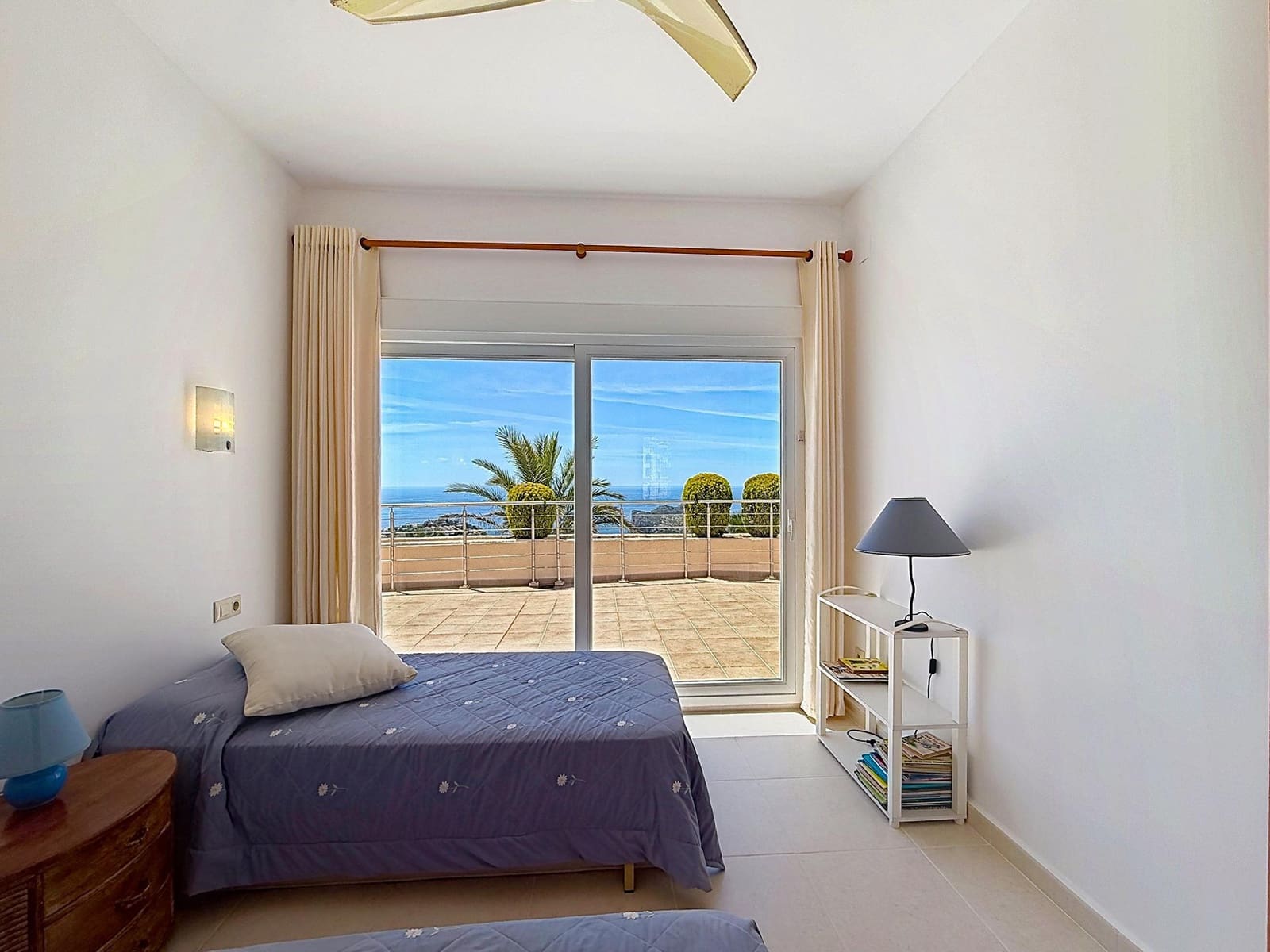 5 soverom Villa til salgs i Cumbre del Sol med svømmebasseng garasje - € 1 850 000 (Ref: 9973857)