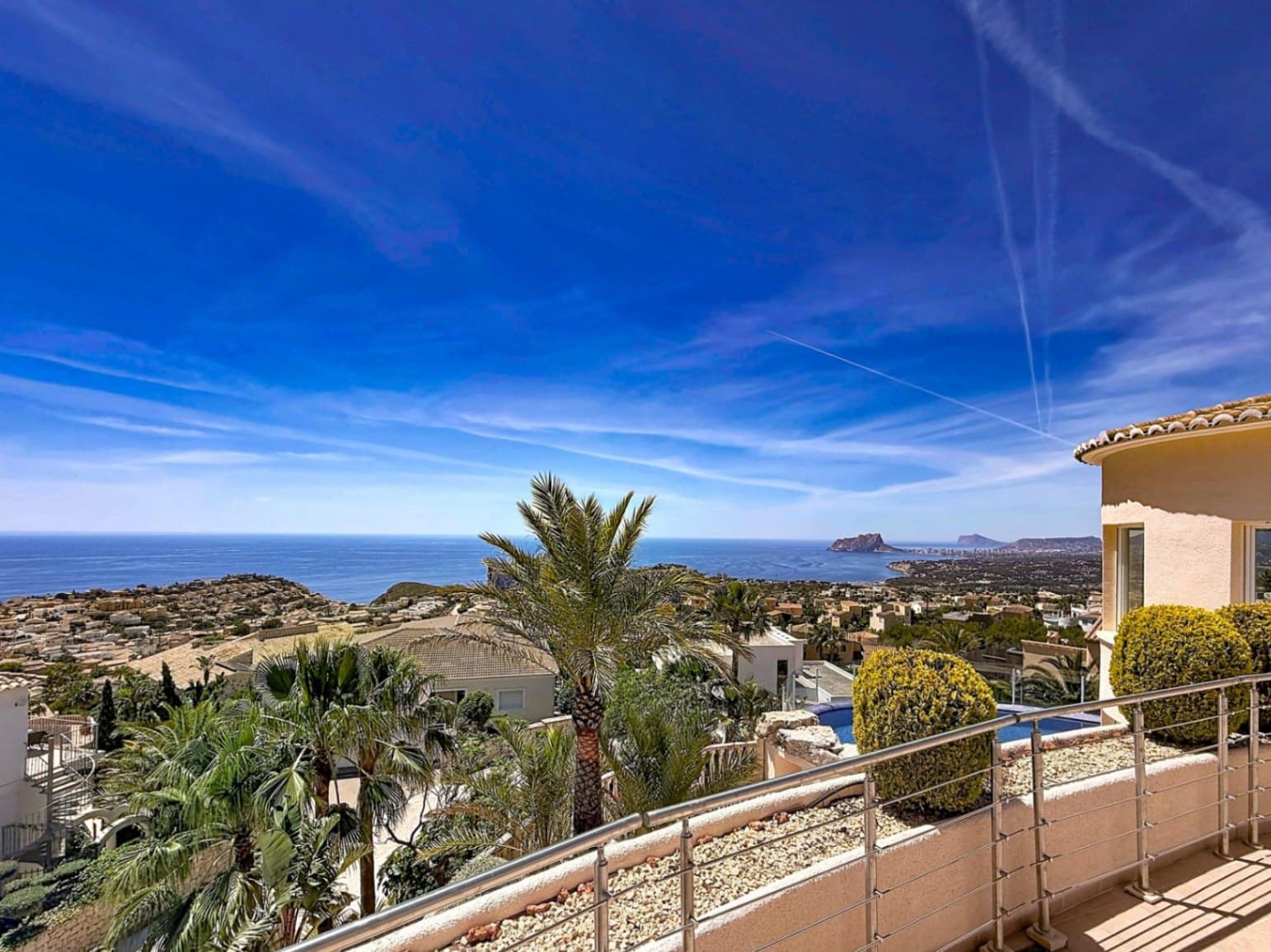 5 soveværelse Villa til salg i Cumbre del Sol med swimmingpool garage - € 1.850.000 (Ref: 9973857)
