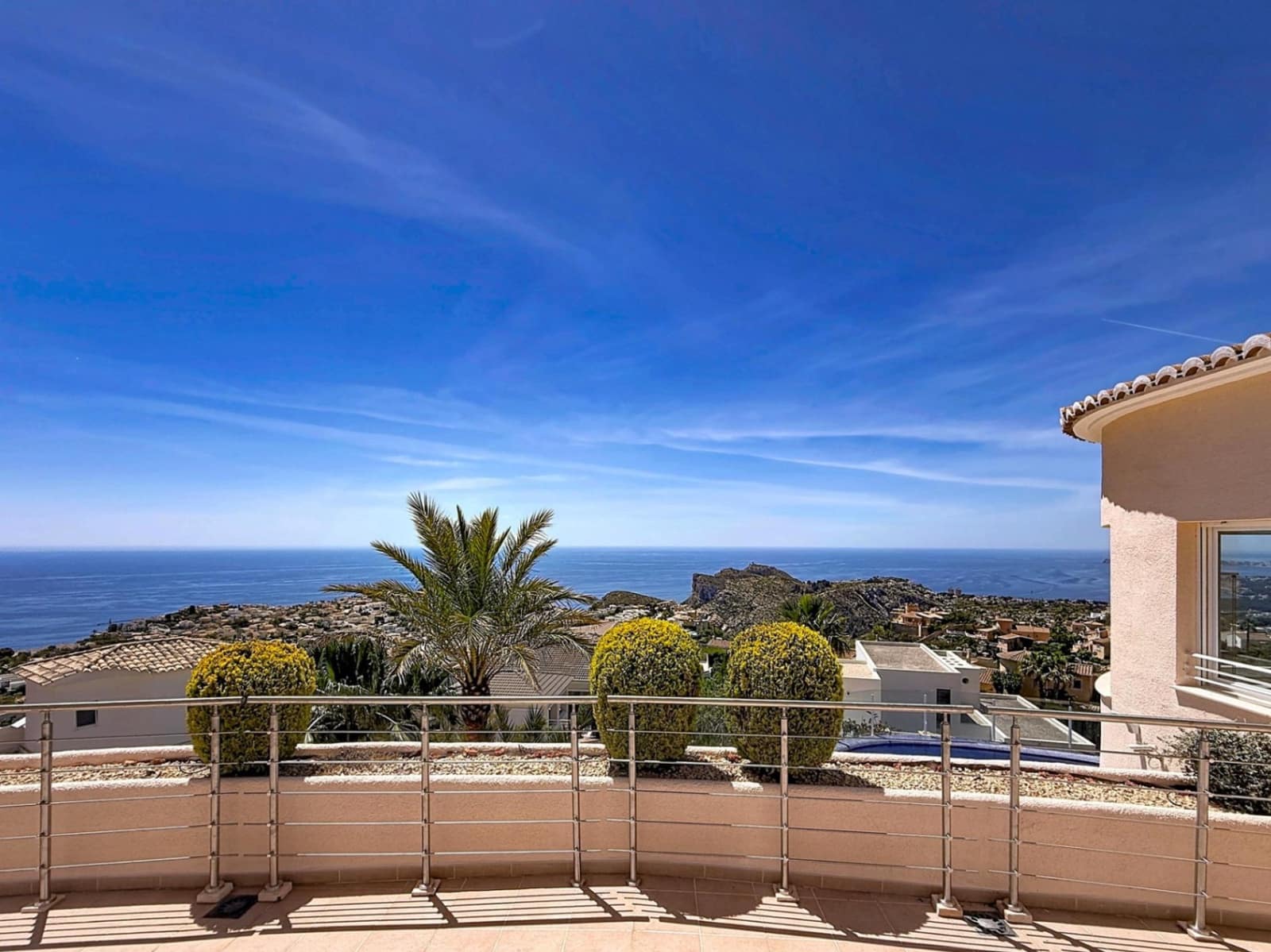 5 soveværelse Villa til salg i Cumbre del Sol med swimmingpool garage - € 1.850.000 (Ref: 9973857)