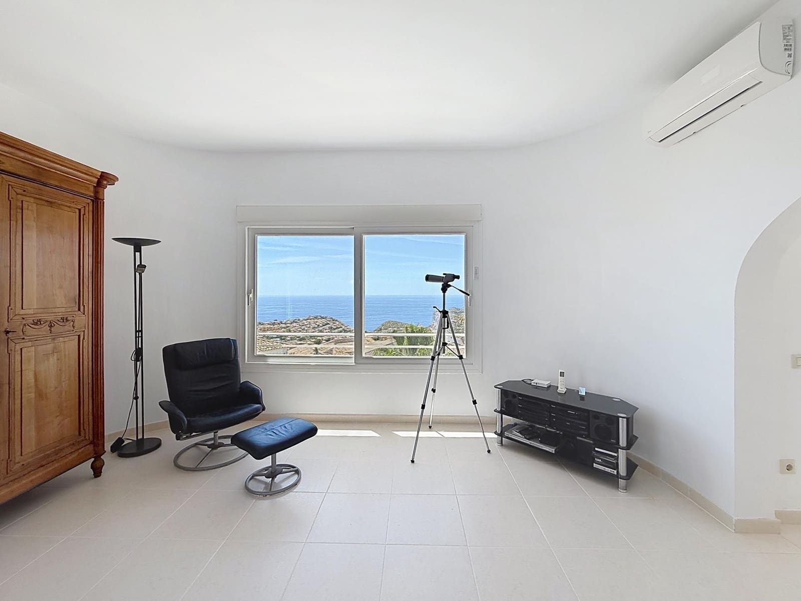 5 soveværelse Villa til salg i Cumbre del Sol med swimmingpool garage - € 1.850.000 (Ref: 9973857)