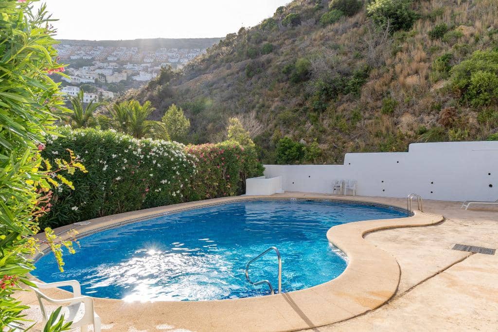 1 chambre Appartement à vendre à Cumbre del Sol avec piscine - 175 000 € (Ref: 9997926)