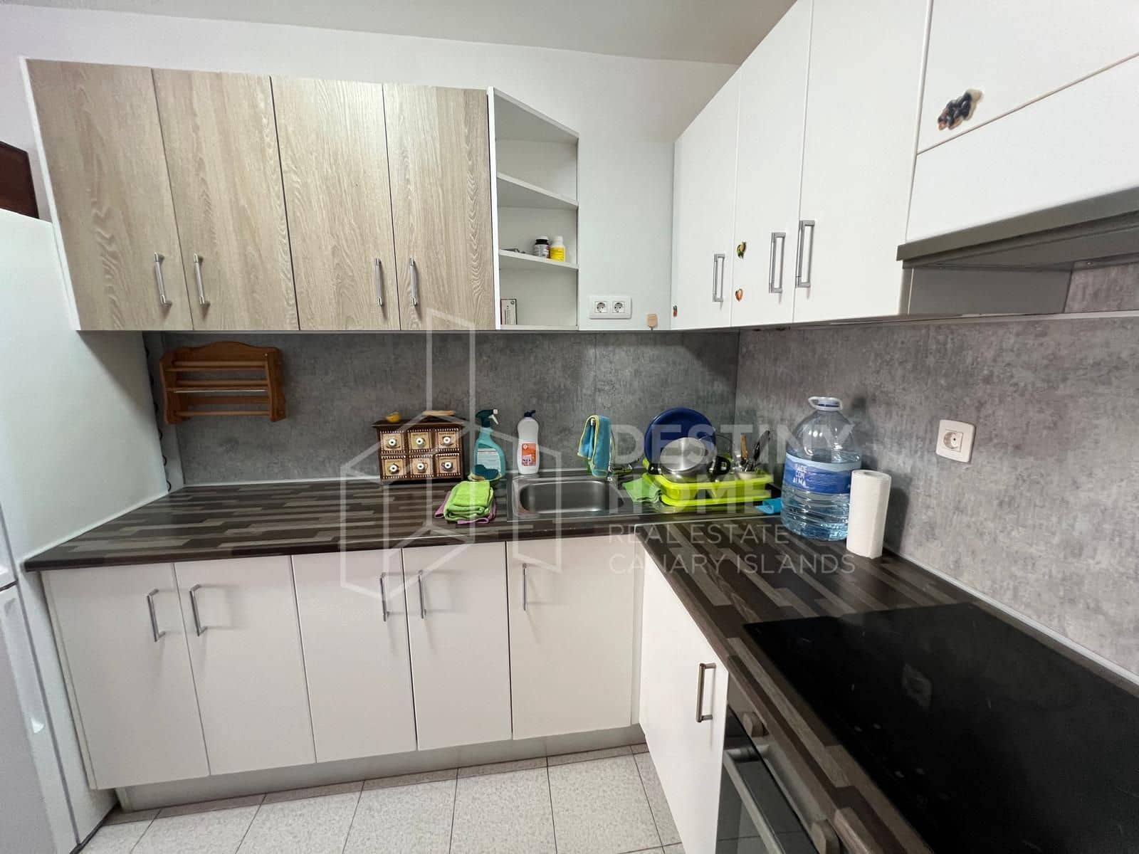 1 slaapkamer Appartement te koop in Corralejo - € 170.000 (Ref: 10002504)