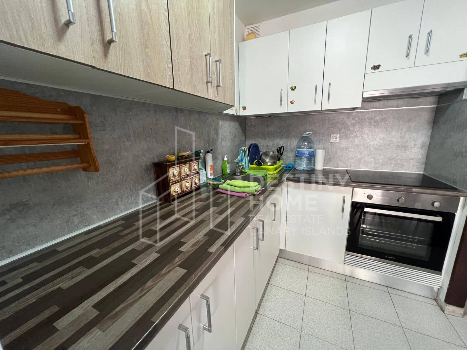 1 slaapkamer Appartement te koop in Corralejo - € 170.000 (Ref: 10002504)
