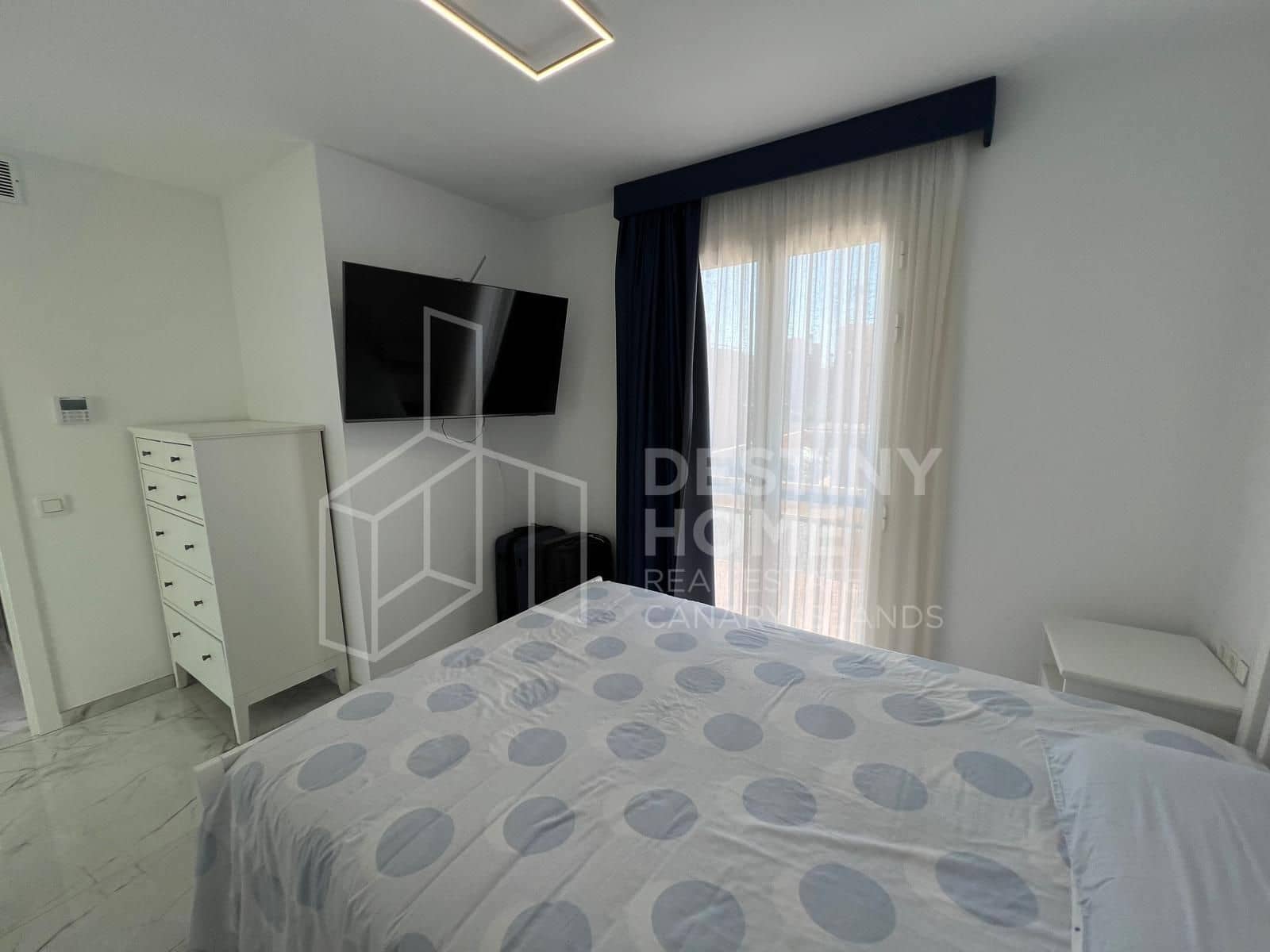 4 sovrum Villa till salu i Corralejo med pool garage - 570 000 € (Ref: 10008377)