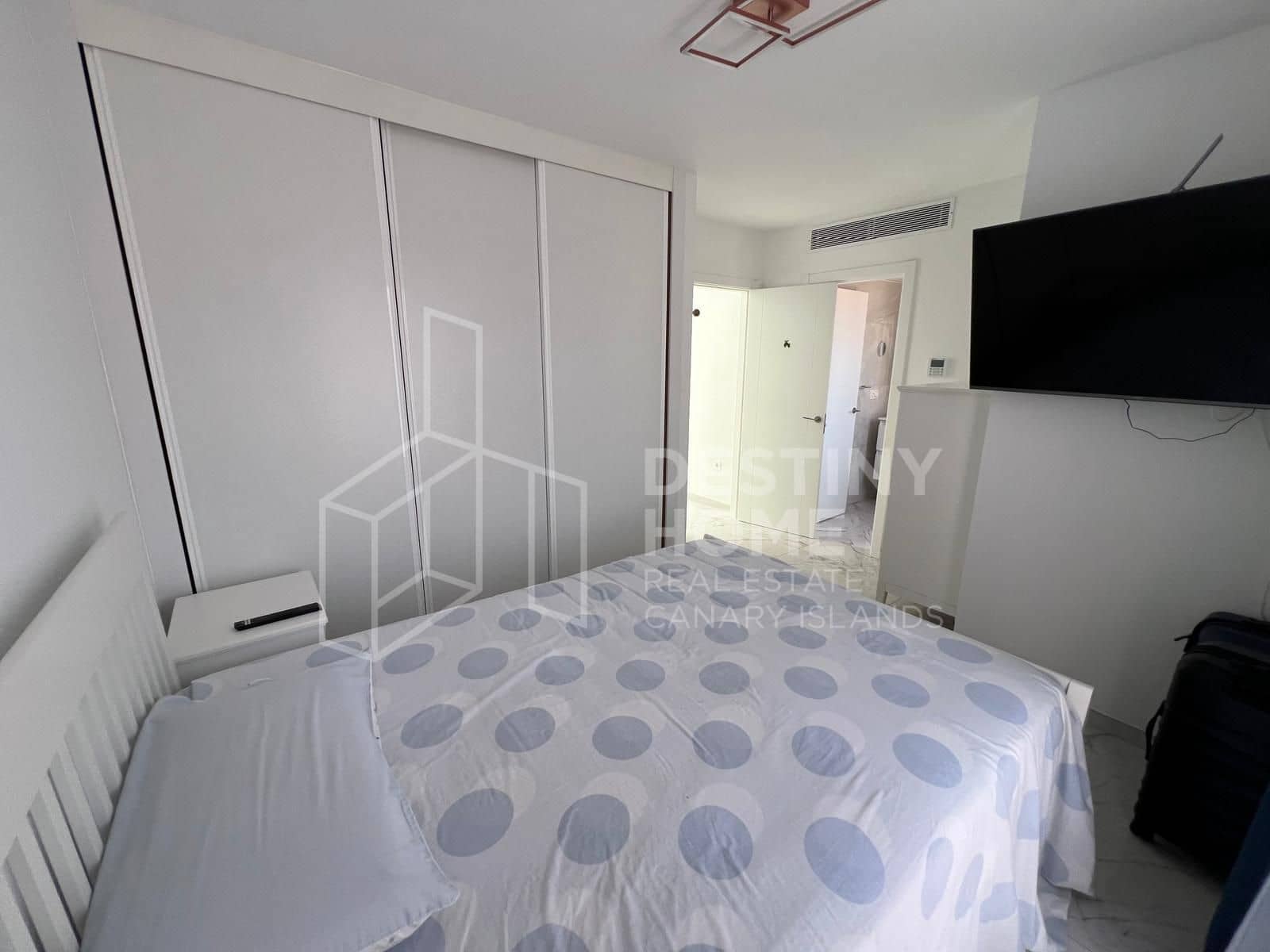 4 sovrum Villa till salu i Corralejo med pool garage - 570 000 € (Ref: 10008377)