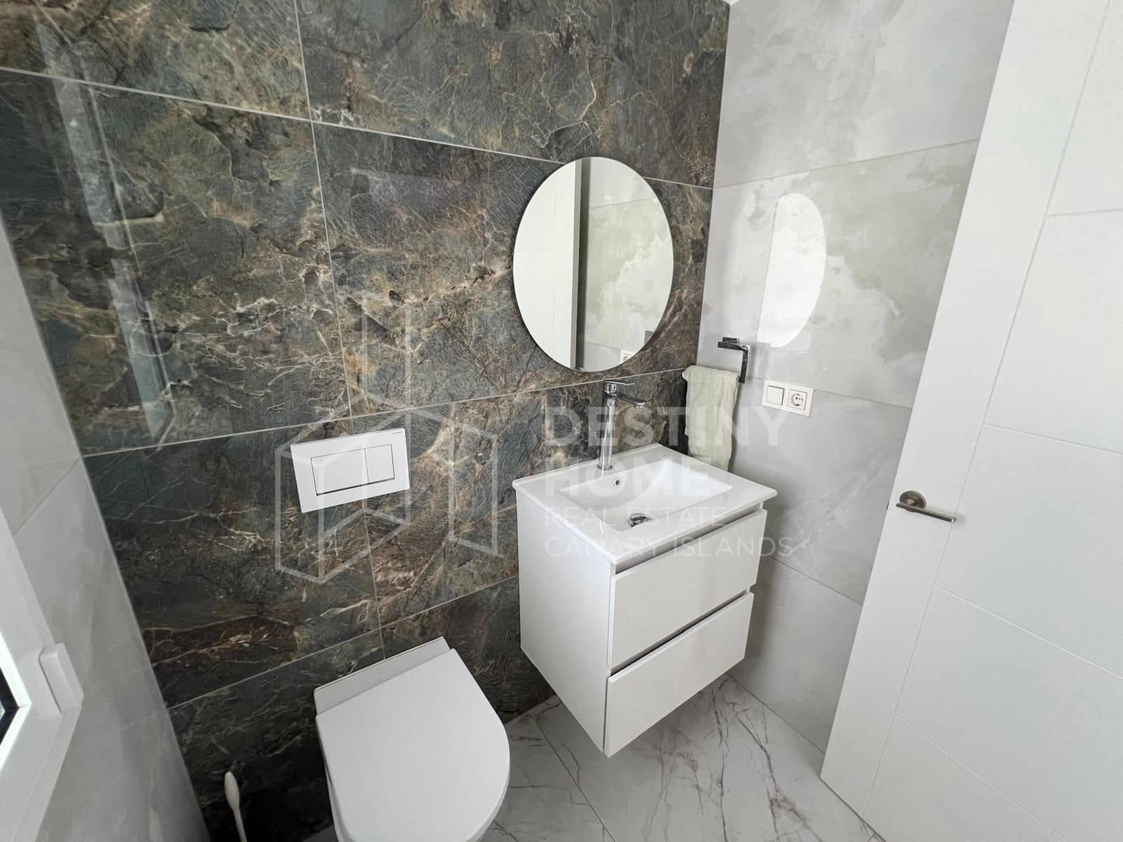 4 sovrum Villa till salu i Corralejo med pool garage - 570 000 € (Ref: 10008377)