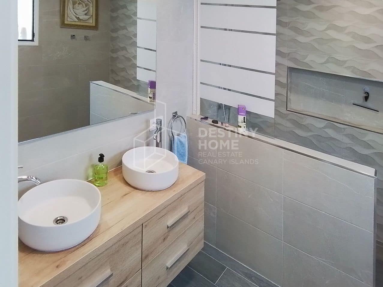 2 bedroom Semi-detached Villa for sale in Gran Tarajal with garage - € 336,000 (Ref: 10011066)
