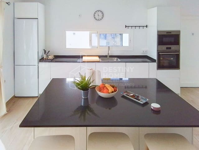 2 Zimmer Doppelhaus zu verkaufen in Gran Tarajal, Tuineje mit Garage - 336.000 € (Ref: 10011066)