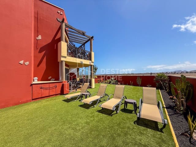 2 slaapkamer Appartement te koop in El Cotillo, La Oliva met garage - € 275.000 (Ref: 10011067)