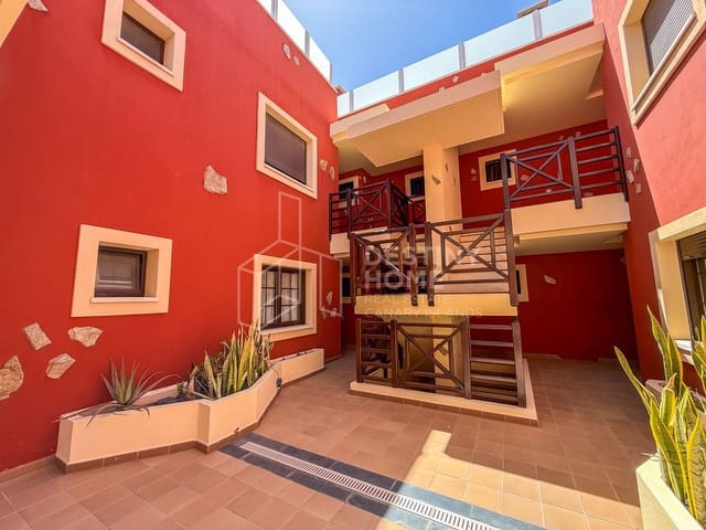 2 slaapkamer Appartement te koop in El Cotillo, La Oliva met garage - € 275.000 (Ref: 10011067)