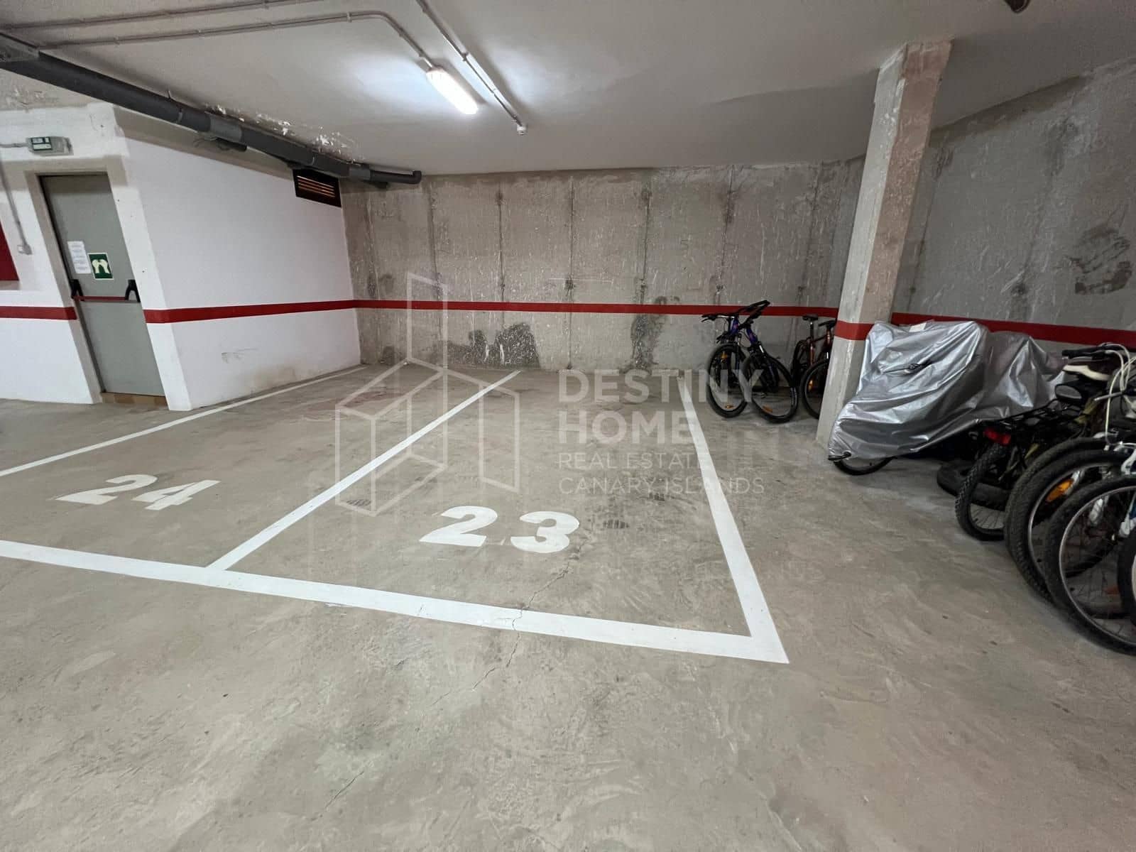 2 slaapkamer Appartement te koop in El Cotillo met garage - € 275.000 (Ref: 10011067)
