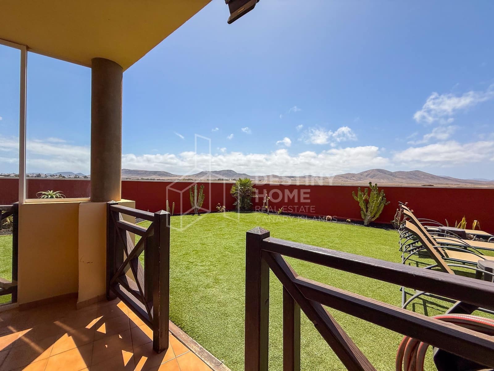 2 slaapkamer Appartement te koop in El Cotillo met garage - € 275.000 (Ref: 10011067)