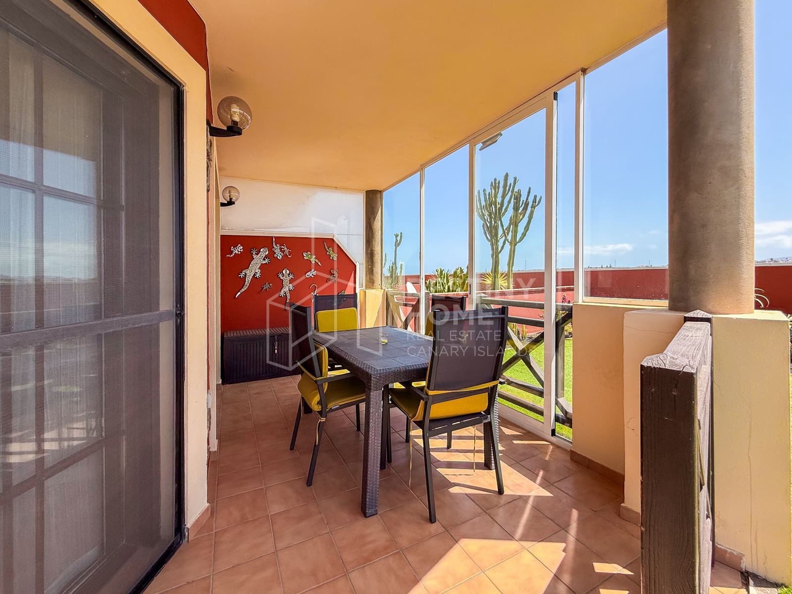 2 slaapkamer Appartement te koop in El Cotillo met garage - € 275.000 (Ref: 10011067)