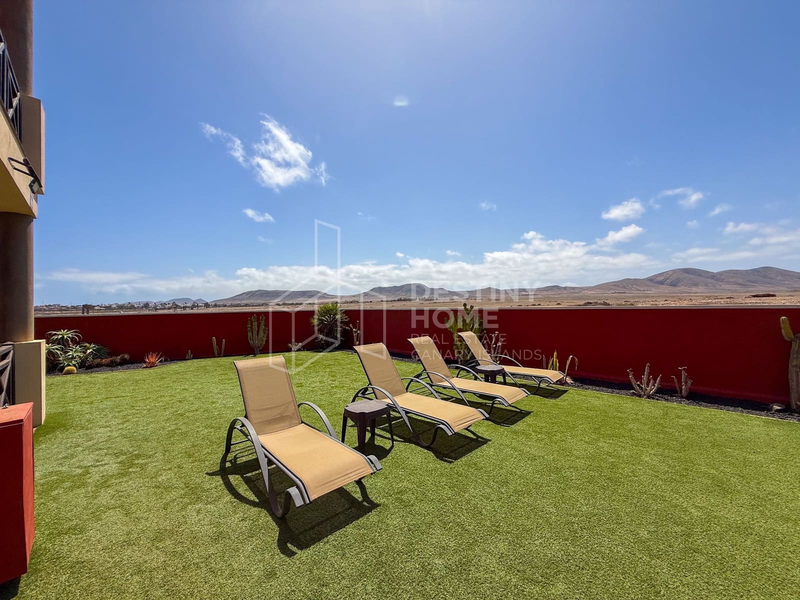 2 slaapkamer Appartement te koop in El Cotillo met garage - € 275.000 (Ref: 10011067)