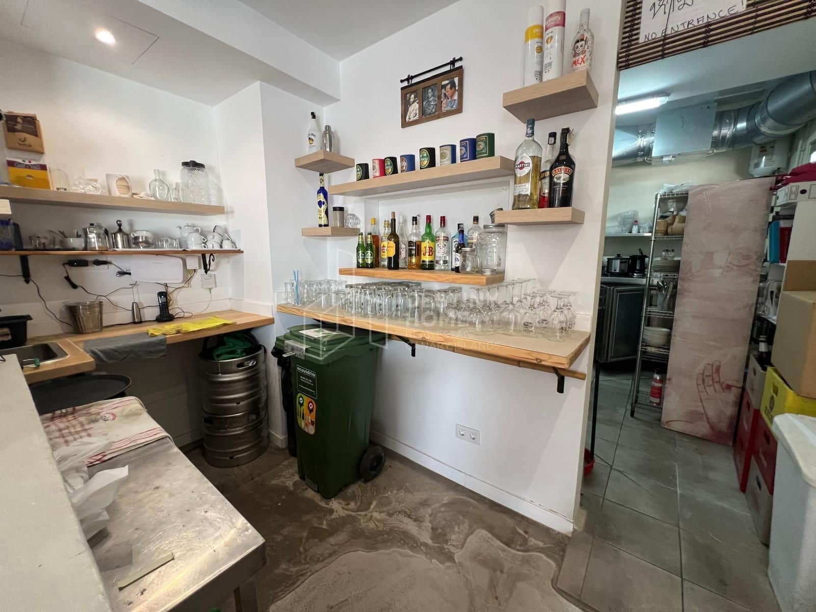 1 bedroom Commercial for sale in Corralejo - € 65,000 (Ref: 10012887)