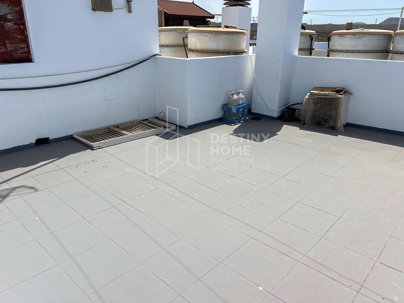 1 bedroom Apartment for sale in Corralejo - € 171,000 (Ref: 10015100)