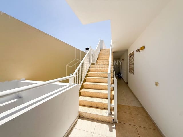 1 bedroom Apartment for sale in Corralejo, La Oliva - € 171,000 (Ref: 10015100)