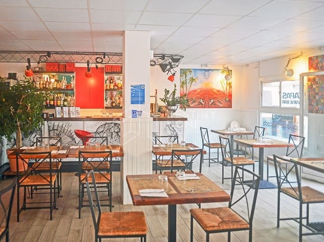 1 makuuhuone Kaupallinen myytävänä paikassa Corralejo, La Oliva - 99 000 € (Ref: 10015101)