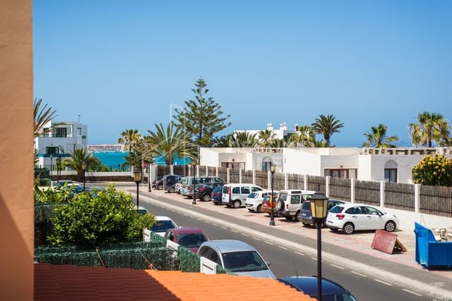 1 quarto Apartamento para venda em Corralejo, La Oliva com piscina - 239 900 € (Ref: 10017105)