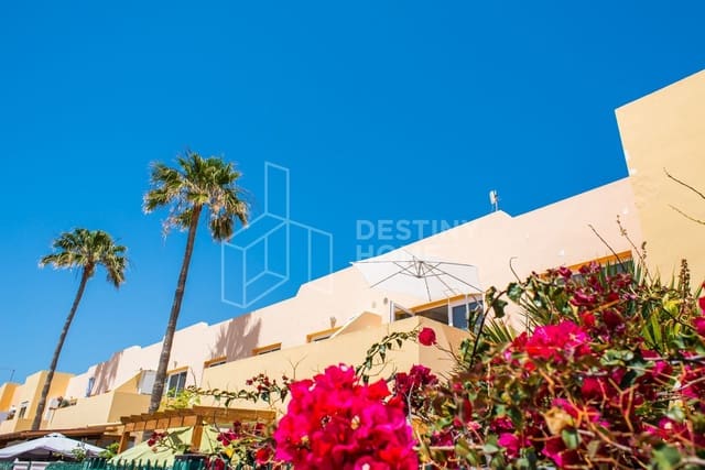 1 quarto Apartamento para venda em Corralejo, La Oliva com piscina - 239 900 € (Ref: 10017105)