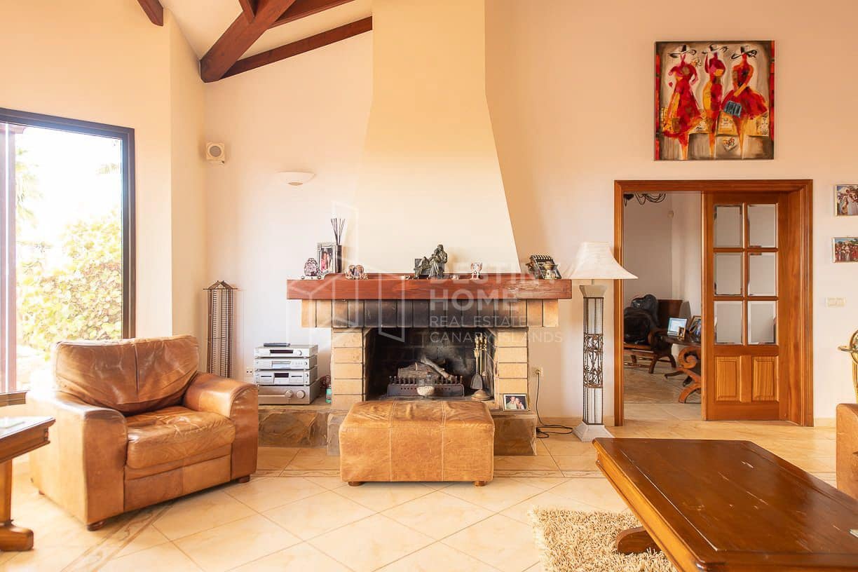 5 sovrum Villa till salu i Villaverde med pool garage - 970 000 € (Ref: 10022056)