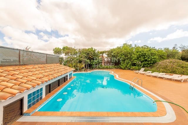 5 sovrum Villa till salu i Villaverde, La Oliva med pool garage - 970 000 € (Ref: 10022056)