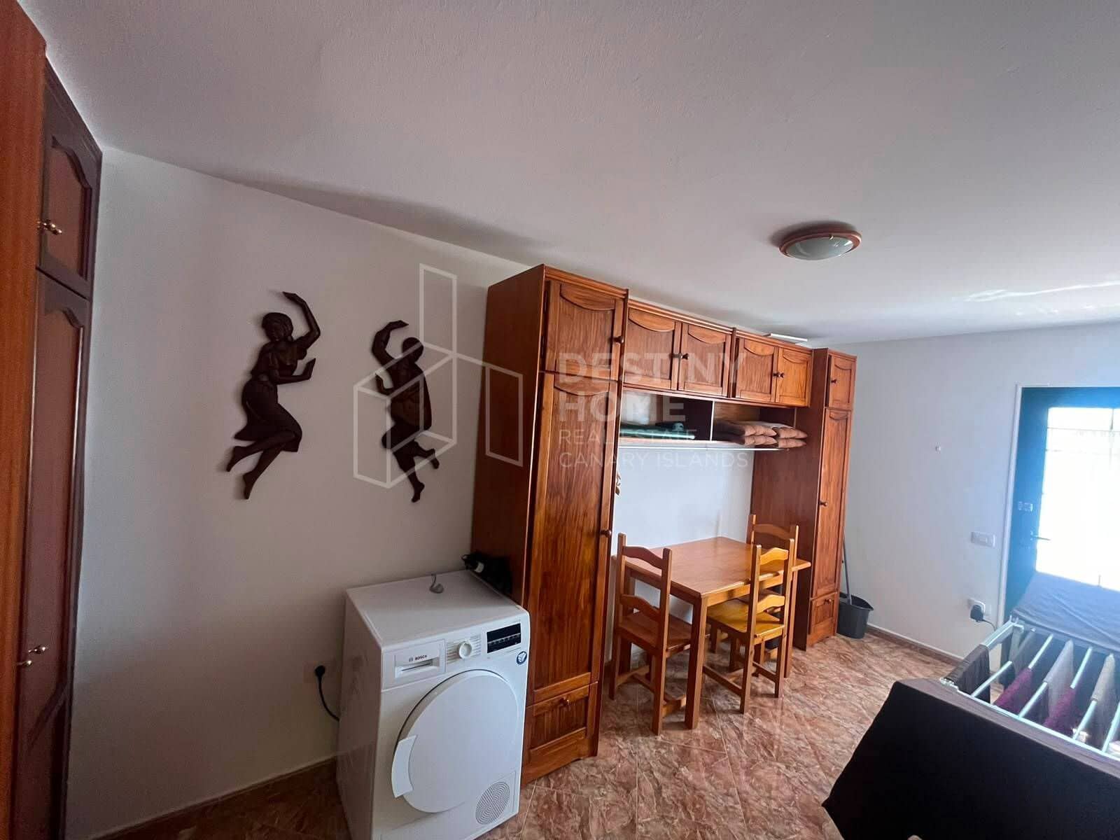 2 bedroom Flat for sale in Puerto del Rosario - € 195,000 (Ref: 10031545)