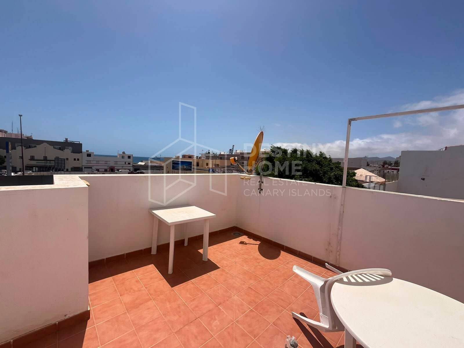 2 bedroom Flat for sale in Puerto del Rosario - € 195,000 (Ref: 10031545)