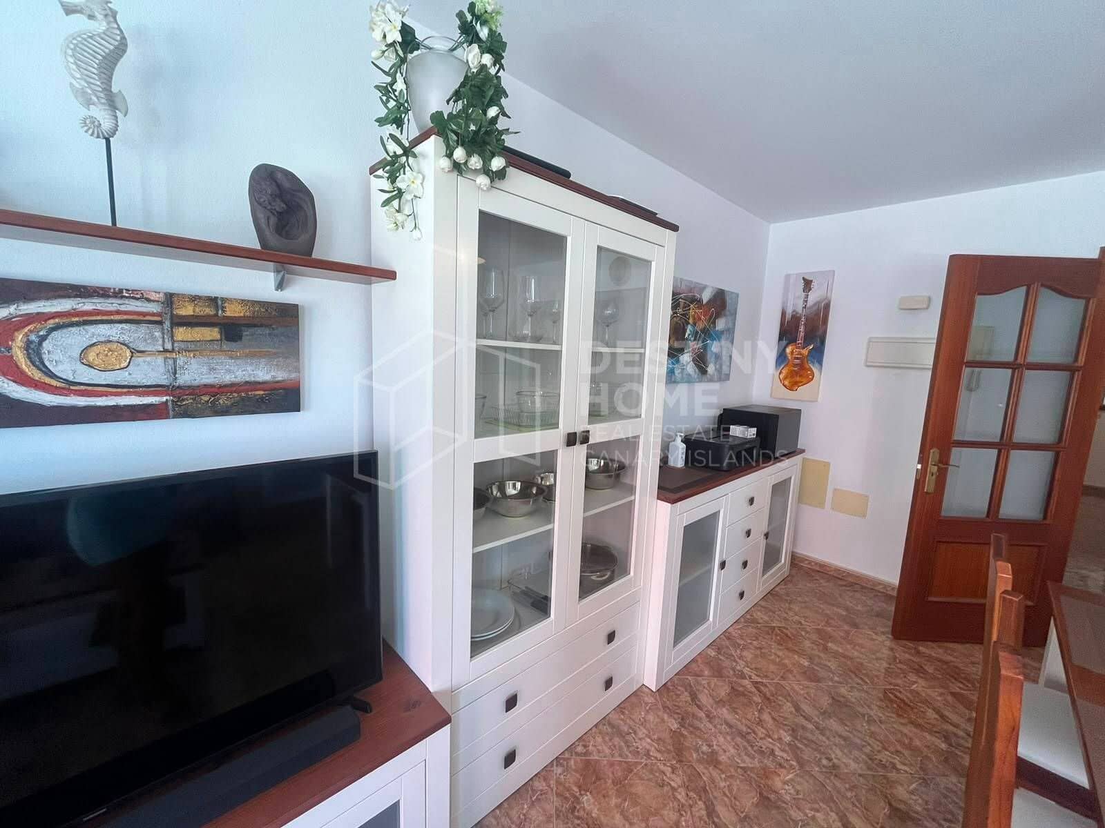 2 bedroom Flat for sale in Puerto del Rosario - € 195,000 (Ref: 10031545)