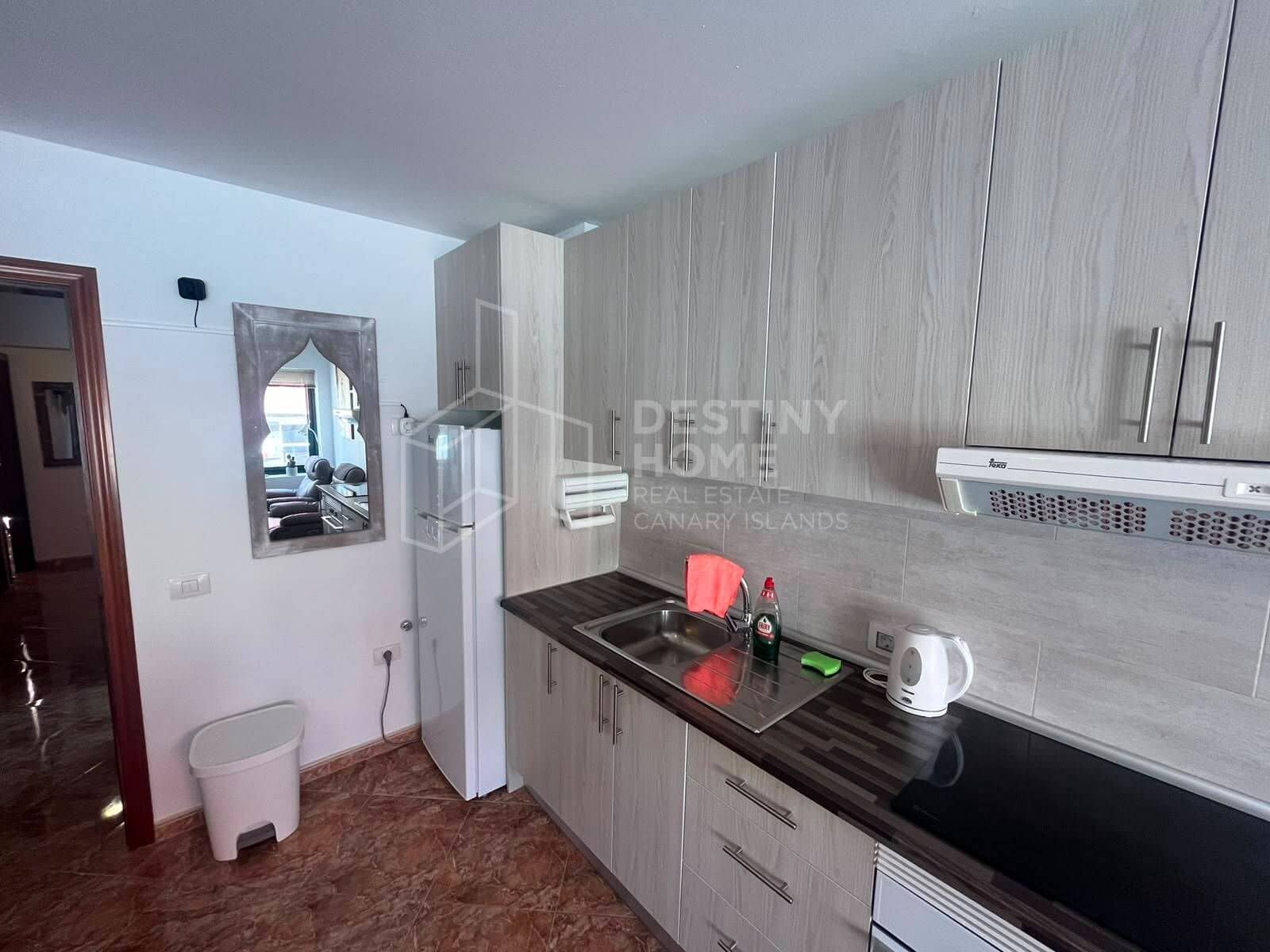 2 bedroom Flat for sale in Puerto del Rosario - € 195,000 (Ref: 10031545)
