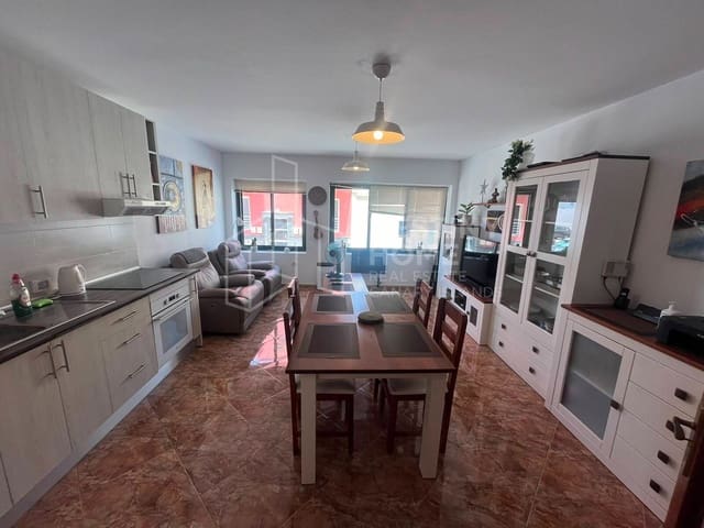 2 bedroom Flat for sale in Puerto del Rosario - € 195,000 (Ref: 10031545)
