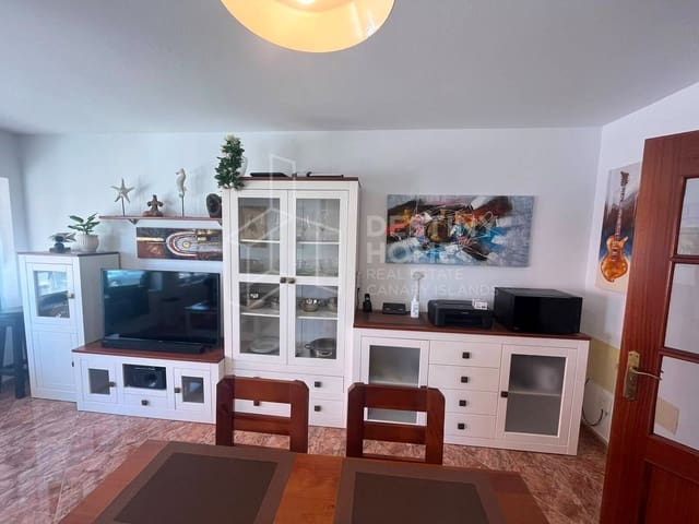 2 bedroom Flat for sale in Puerto del Rosario - € 195,000 (Ref: 10031545)