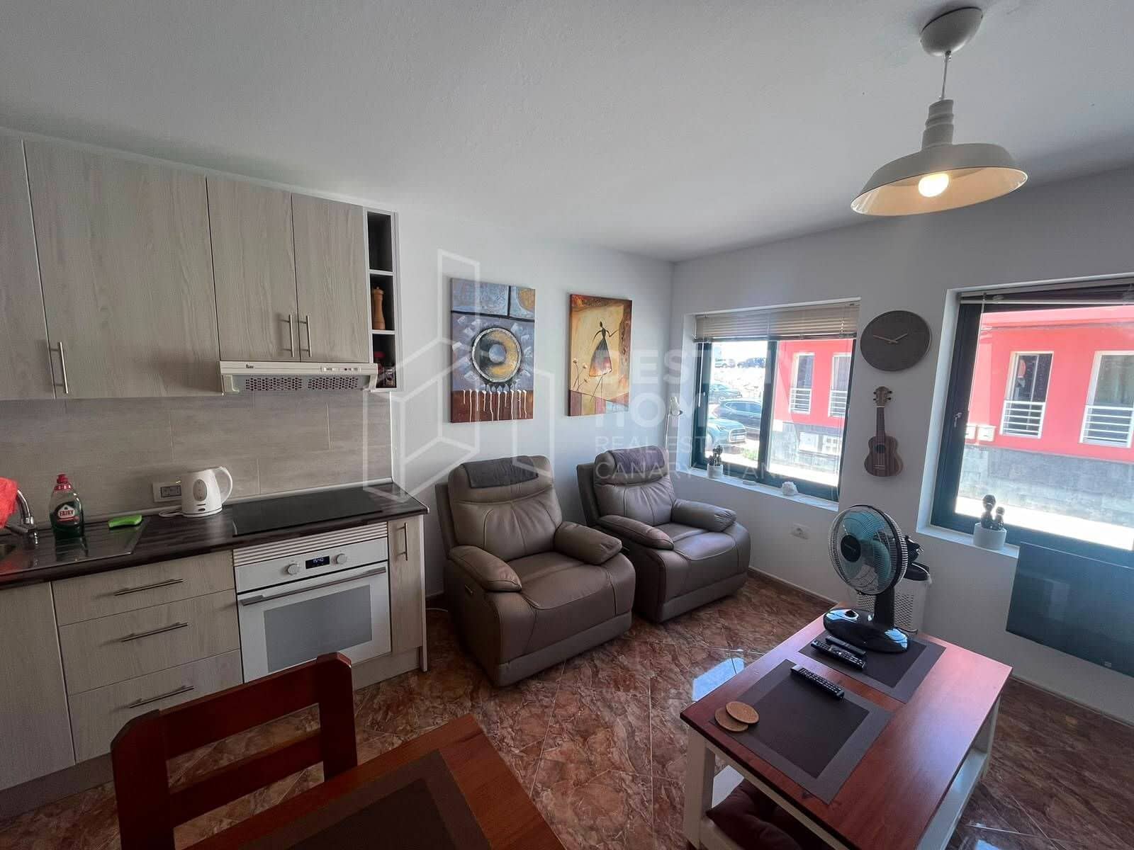2 bedroom Flat for sale in Puerto del Rosario - € 195,000 (Ref: 10031545)