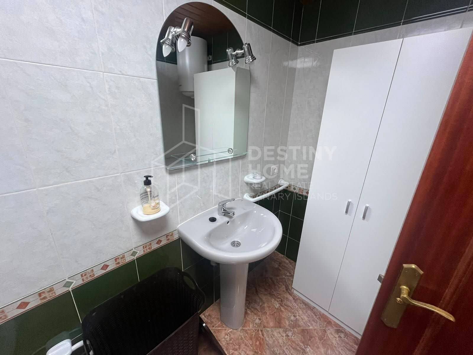 2 bedroom Flat for sale in Puerto del Rosario - € 195,000 (Ref: 10031545)