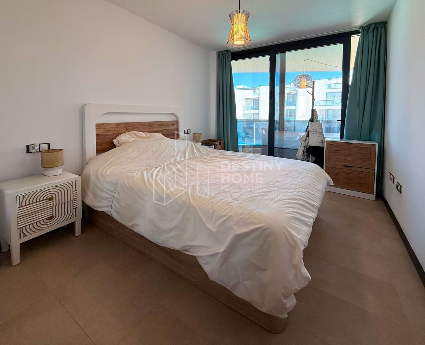 3 bedroom Townhouse for rent in El Cotillo with pool - € 1,900 (Ref: 10034966)