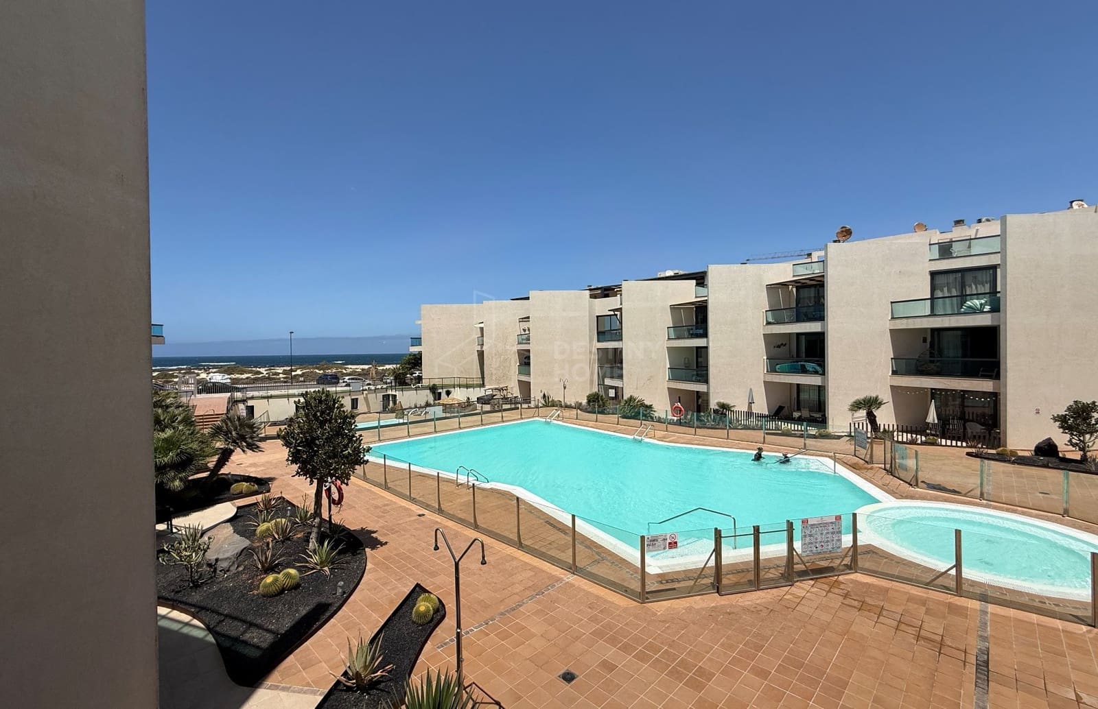 3 bedroom Townhouse for rent in El Cotillo with pool - € 1,900 (Ref: 10034966)