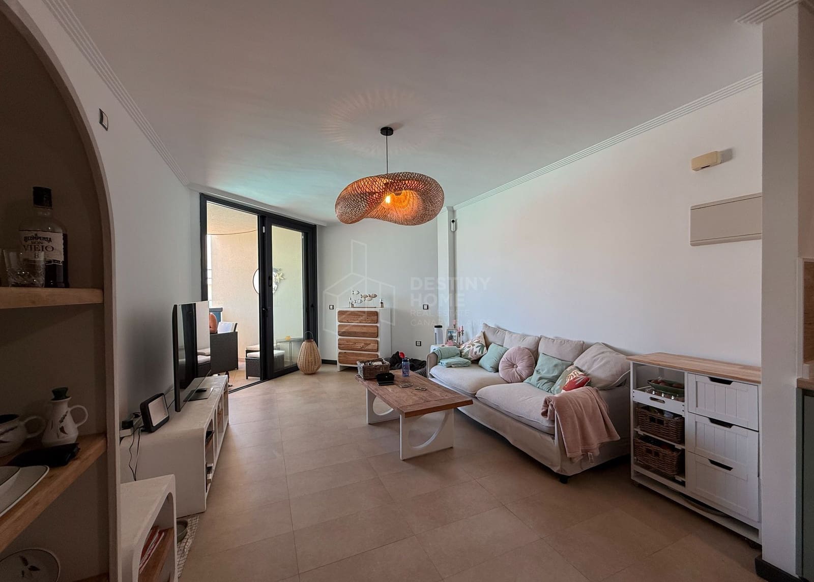 3 bedroom Townhouse for rent in El Cotillo with pool - € 1,900 (Ref: 10034966)