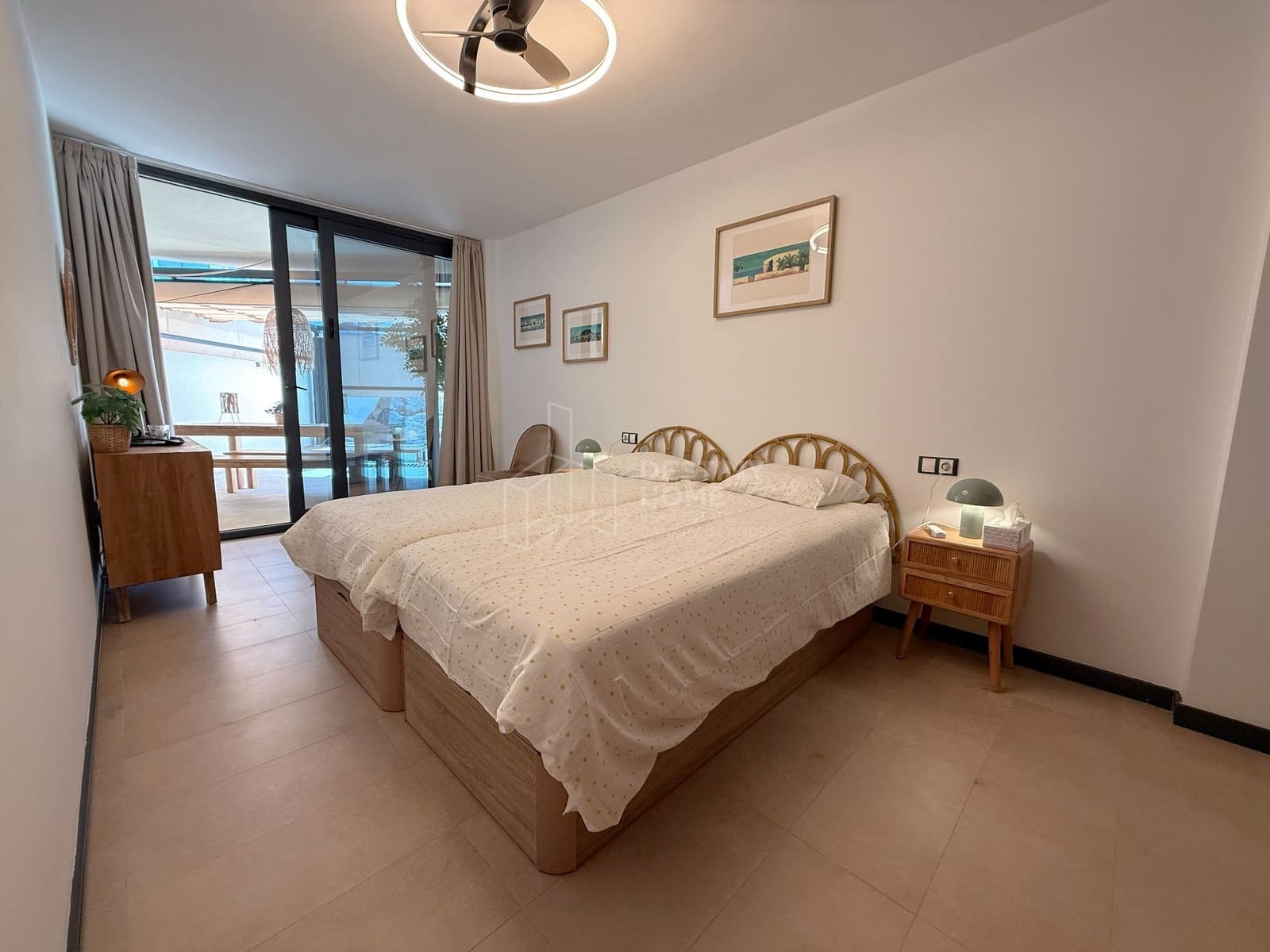 3 bedroom Townhouse for rent in El Cotillo with pool - € 1,900 (Ref: 10034966)