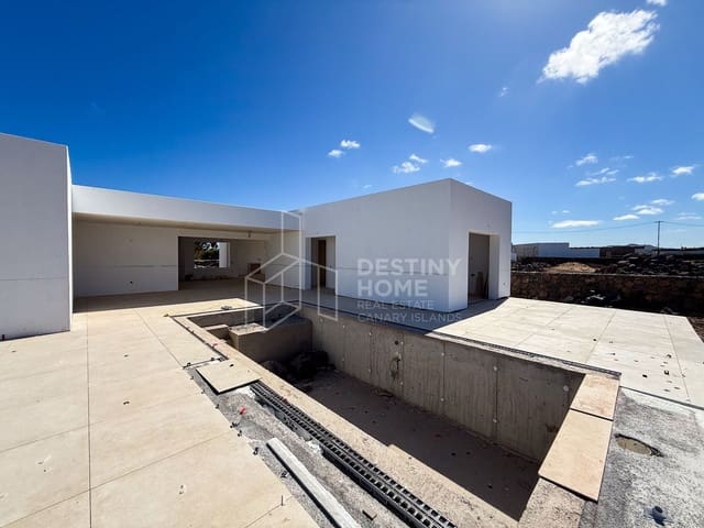 3 chambre Villa/Maison à vendre à Lajares, La Oliva avec piscine garage - 995 000 € (Ref: 10034968)