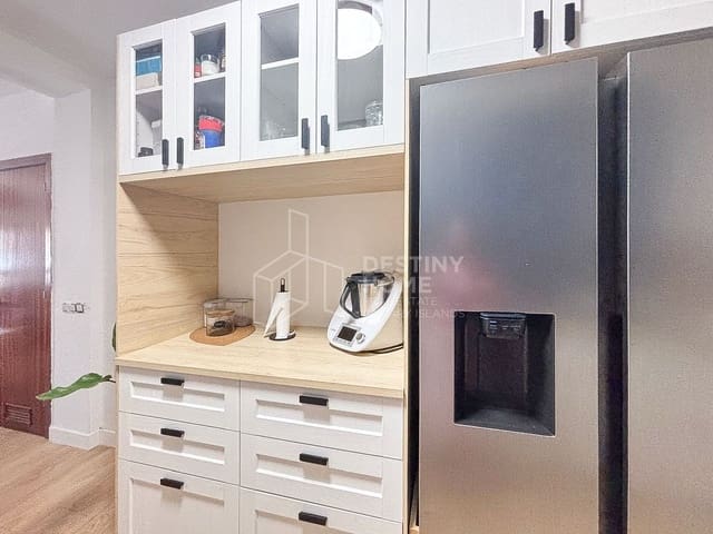 2 chambre Maison de Ville à vendre à El Matorral, Puerto del Rosario avec garage - 220 000 € (Ref: 10037035)