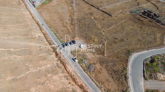 Terreno/Finca Rústica en Villaverde, La Oliva en venta - 160.000 € (Ref: 10037036)