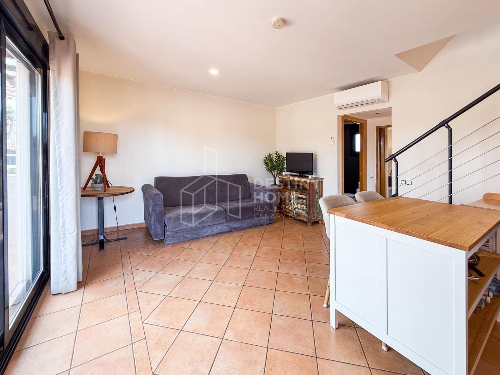 2 bedroom Villa for rent in Lajares with pool - € 1,600 (Ref: 10046929)