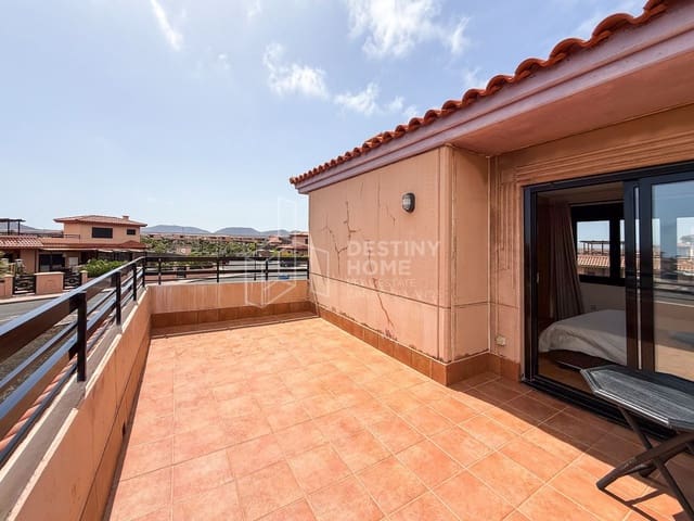 2 bedroom Villa for rent in Lajares, La Oliva with pool - € 1,600 (Ref: 10046929)