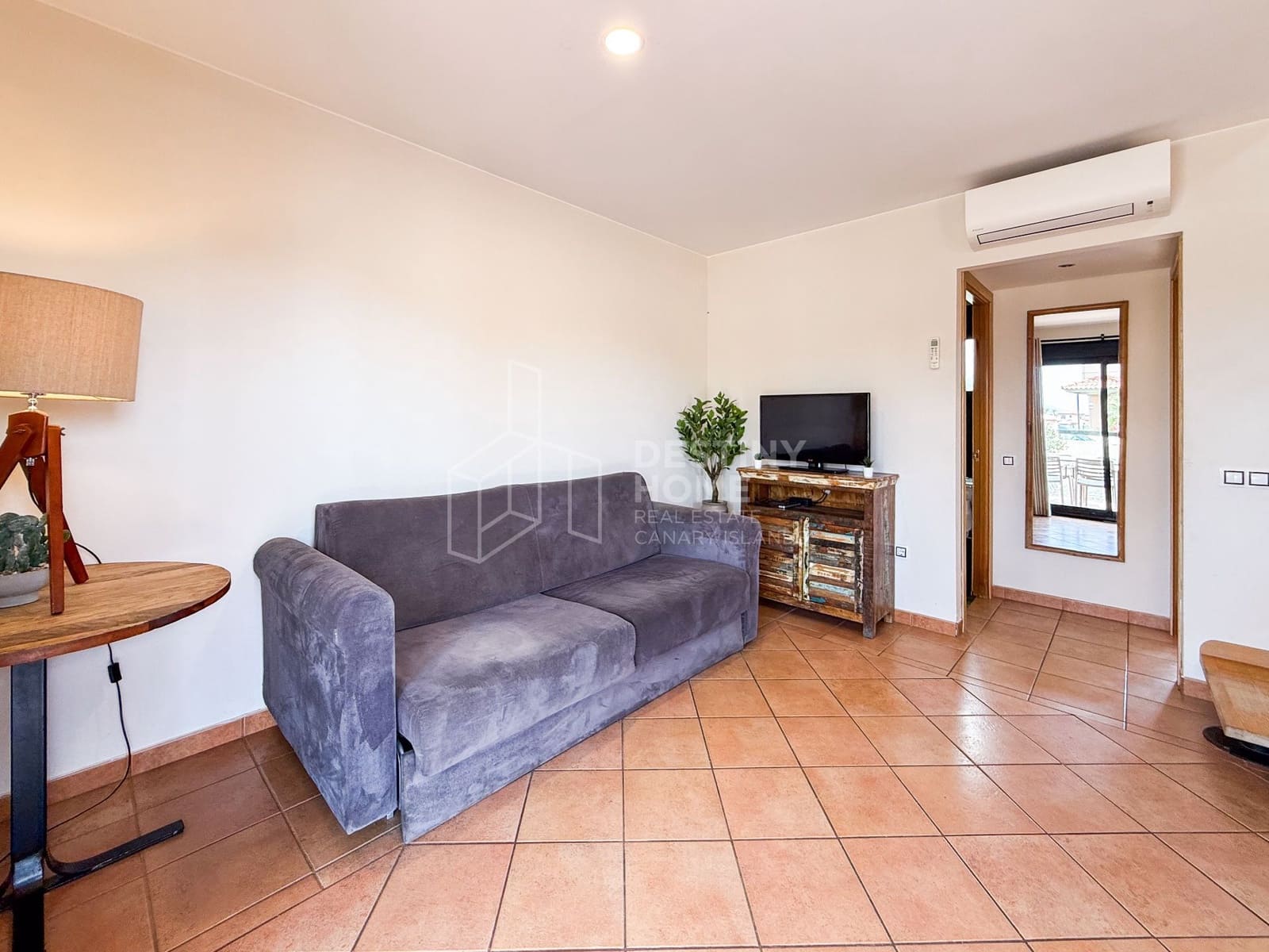 2 bedroom Villa for rent in Lajares with pool - € 1,600 (Ref: 10046929)