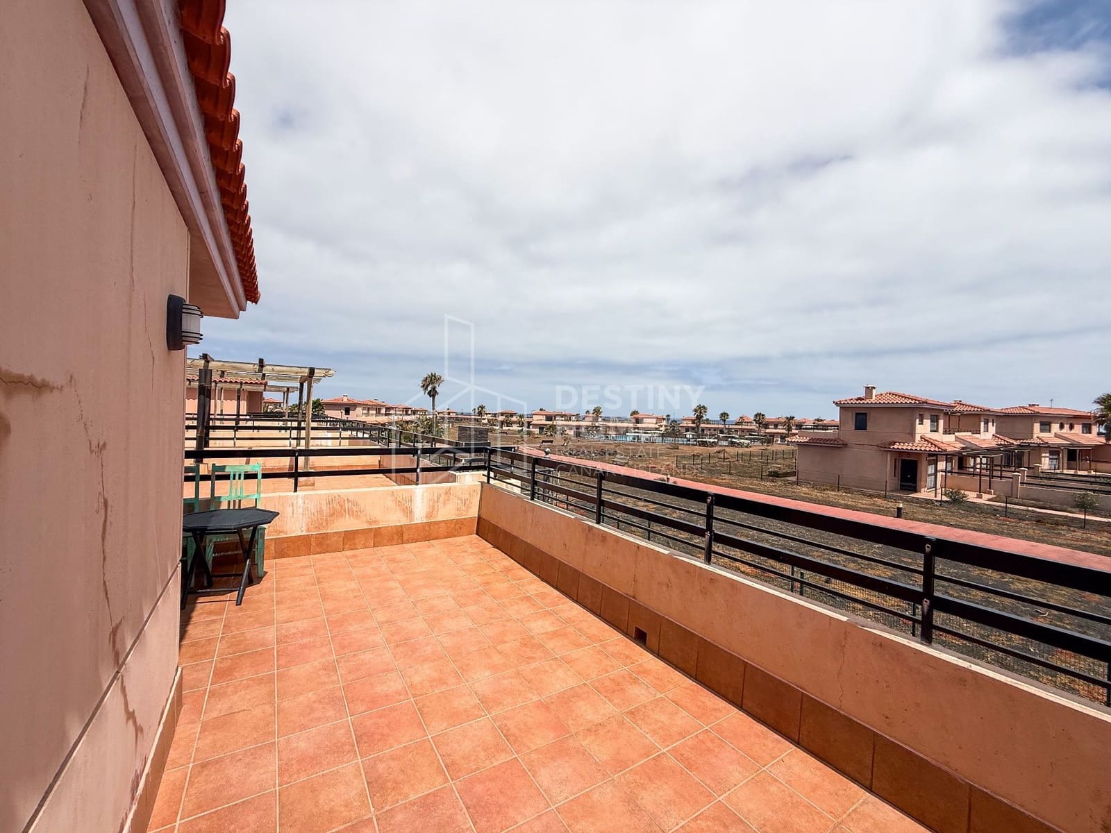 2 bedroom Villa for rent in Lajares with pool - € 1,600 (Ref: 10046929)